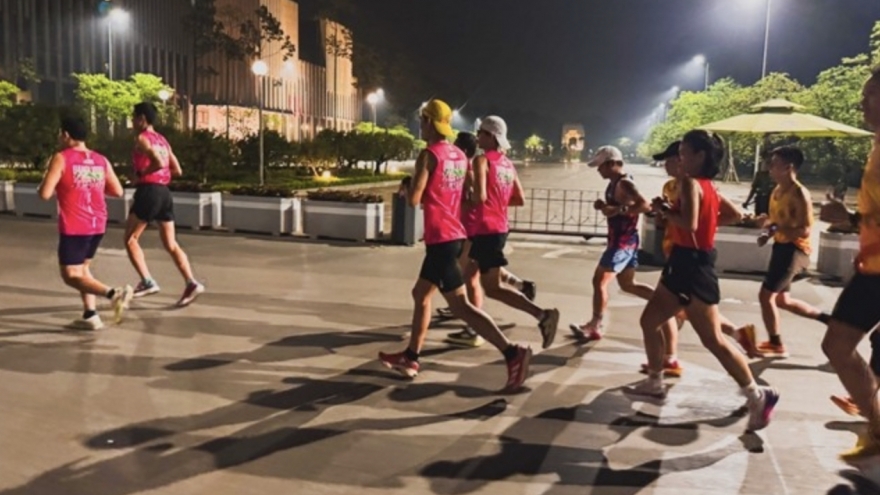 Some 11,000 join VPBank Hanoi International Marathon 2024