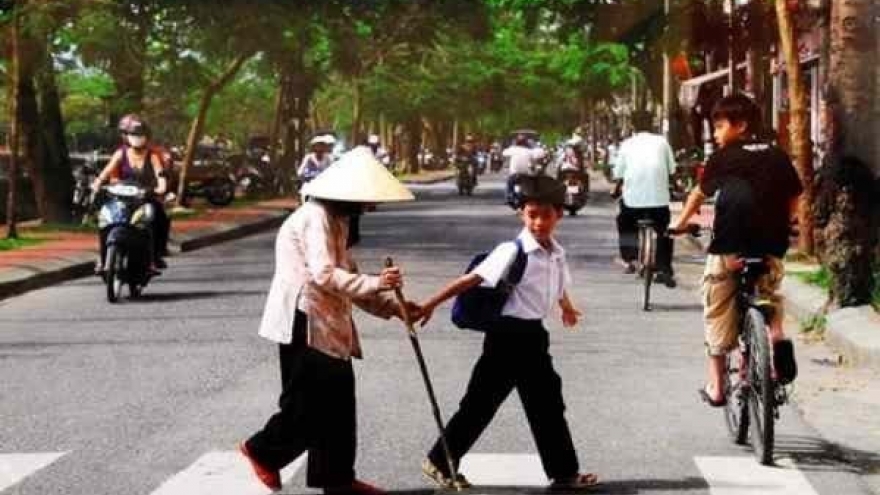 Xây dựng người Hà Nội thanh lịch, văn minh: Vì sao chưa được như mong muốn?