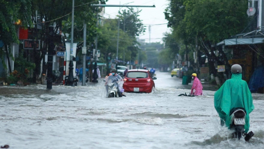 Thời tiết hôm nay 26/10: Quảng Trị đến Quảng ngãi có mưa lớn