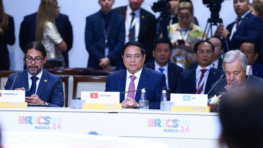 Thủ tướng kết thúc tốt đẹp chuyến công tác dự Hội nghị Nhóm BRICS mở rộng tại Nga