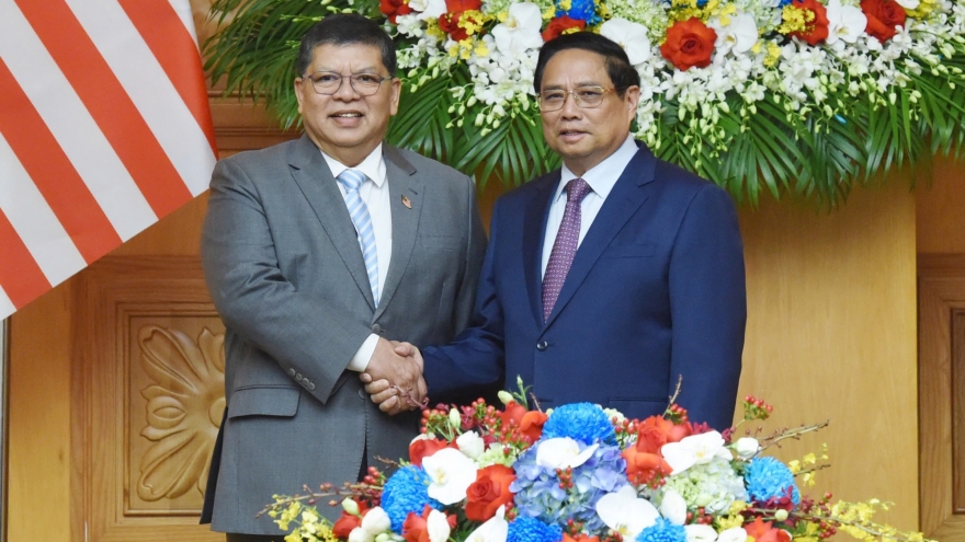 Thủ tướng Phạm Minh Chính hội kiến Chủ tịch Hạ viện Malaysia