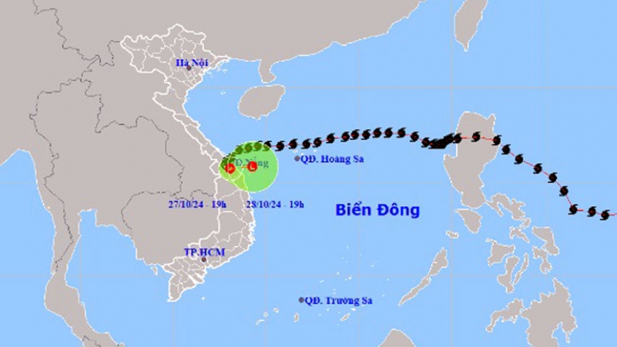 Áp thấp nhiệt đới đi vào các tỉnh Thừa Thiên Huế, Quảng Nam-Đà Nẵng