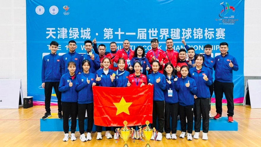 Vietnam wins first two gold medals at World Shuttlecock Championships