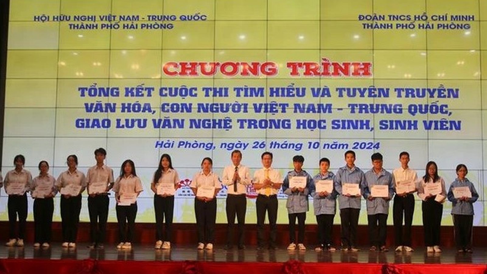 Competition promotes cultural exchange between Vietnamese, Chinese youths