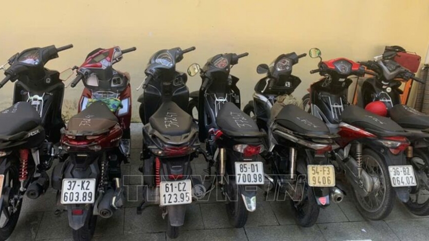 Triệt phá băng nhóm chuyên đột nhập nhà trọ, trộm xe máy
