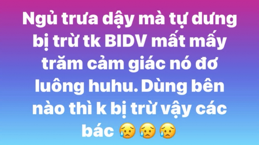 Người dân bất ngờ vì ngân hàng trừ phí BSMS tới vài trăm nghìn đồng