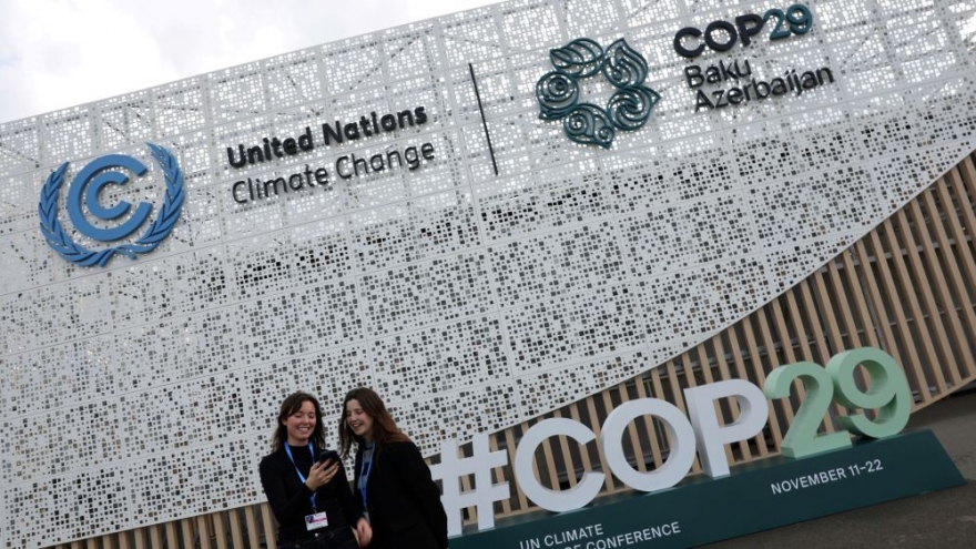 COP29 khởi đầu thuận lợi, nhất trí các quy tắc của thị trường carbon