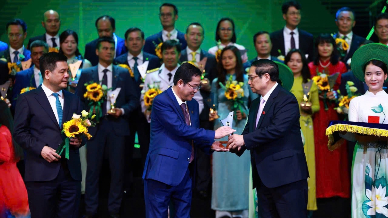 HDBank, Vietinbank, Agribank, Vietcombank... được vinh danh Thương hiệu Quốc gia