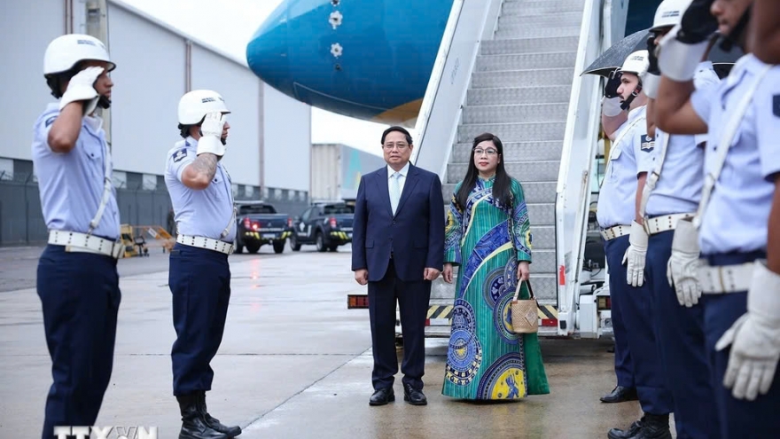 PM Pham Minh Chinh arrives in Brazil for G20 summit activities