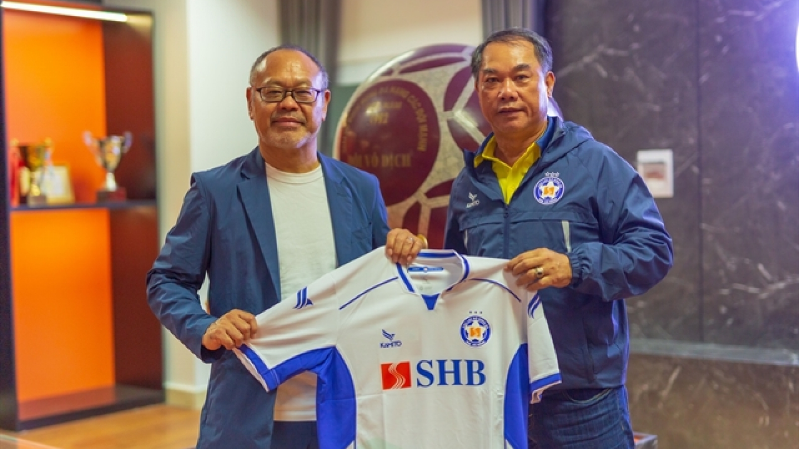 SHB Da Nang eyes football links with Japan's Shonan Bellmare club