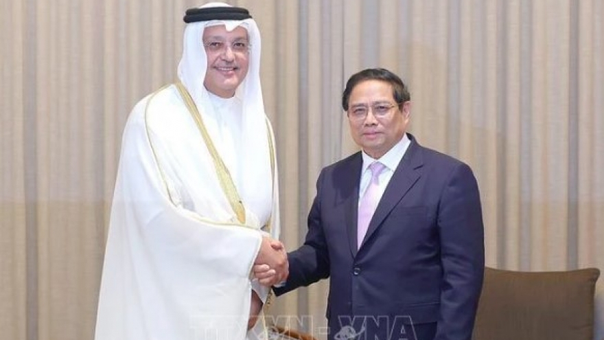 PM receives Qatari Minister of Communications and Information Technology