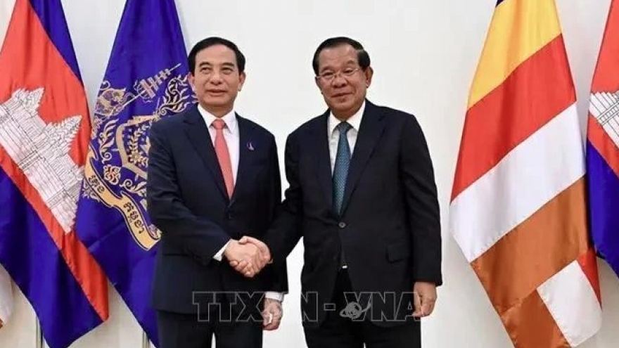 Vietnam, Cambodia promote effective, practical defence cooperation