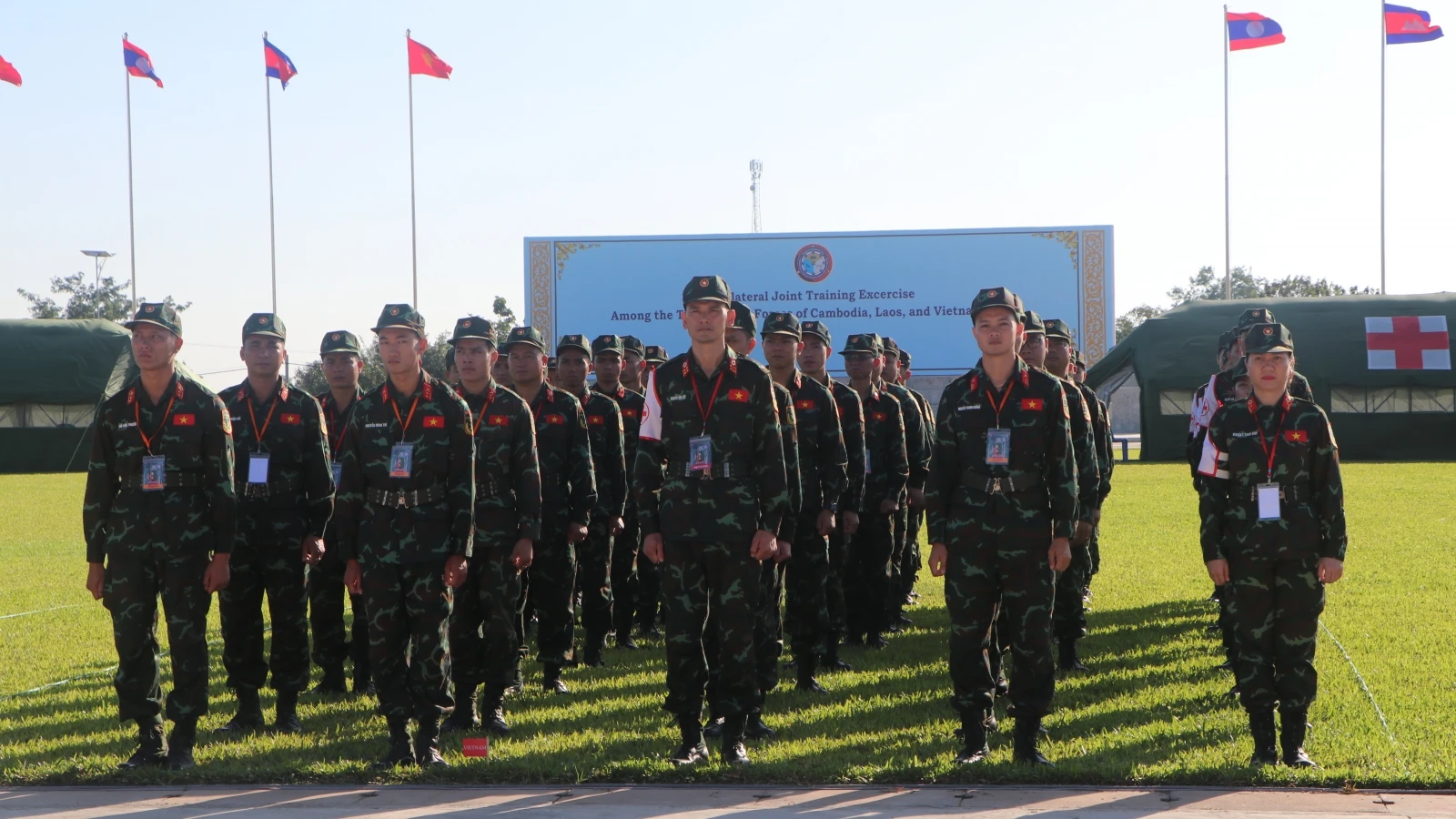 Diễn tập cứu hộ cứu nạn chung quân đội 3 nước Việt Nam - Lào - Campuchia