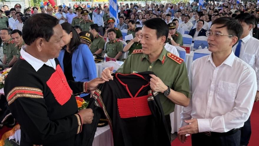 Bộ trưởng Bộ Công an Lương Tam Quang dự Ngày hội Đại đoàn kết tại Đắk Lắk