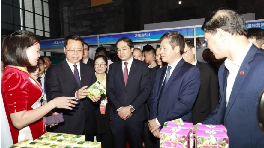 Vietnam - China International Trade and Tourism Fair opens in Yunnan