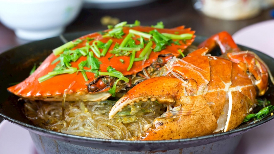 TasteAtlas picks out two Vietnamese dishes among world’s 100 best rated crustacean dishes