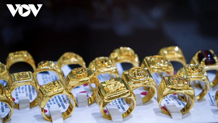 Gold ring prices suddenly bounce back following falling streak