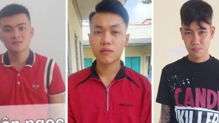 Khởi tố nhóm đối tượng gây rối, mua hải sản không trả tiền