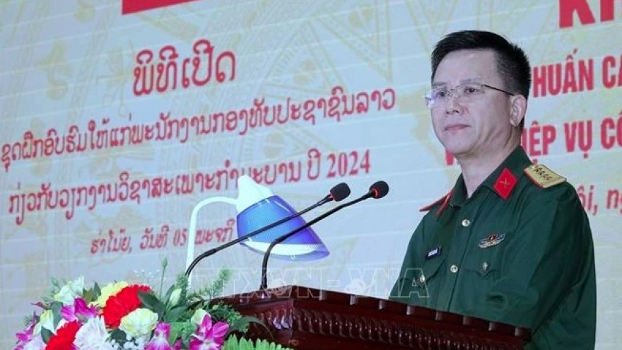 Training course opens for trade union cadres of Lao army