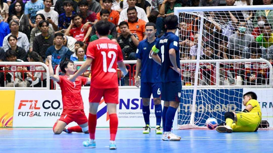 Thi đấu xuất thần, ĐT Futsal Việt Nam đánh bại Thái Lan ngay trên sân khách