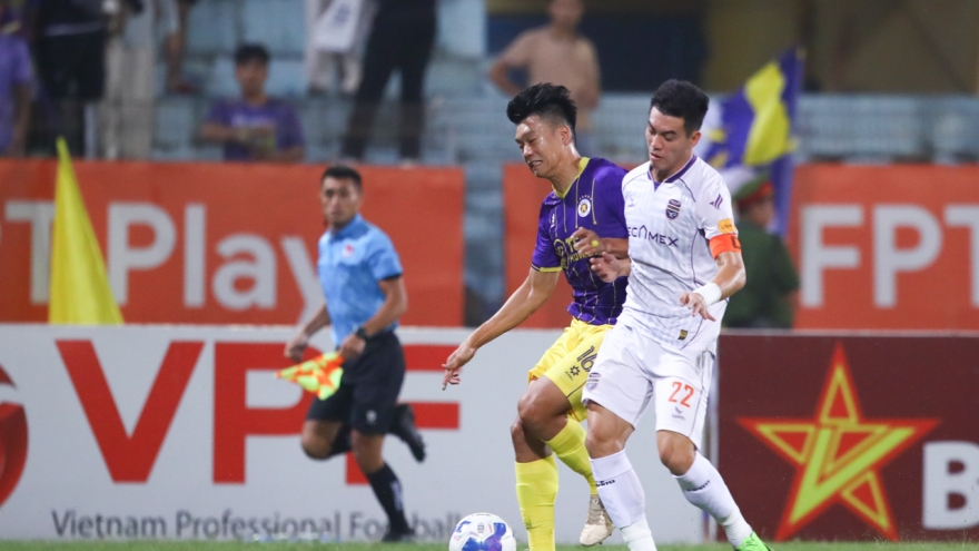 Danh sách vua phá lưới V-League mới nhất: Tiến Linh gây bất ngờ