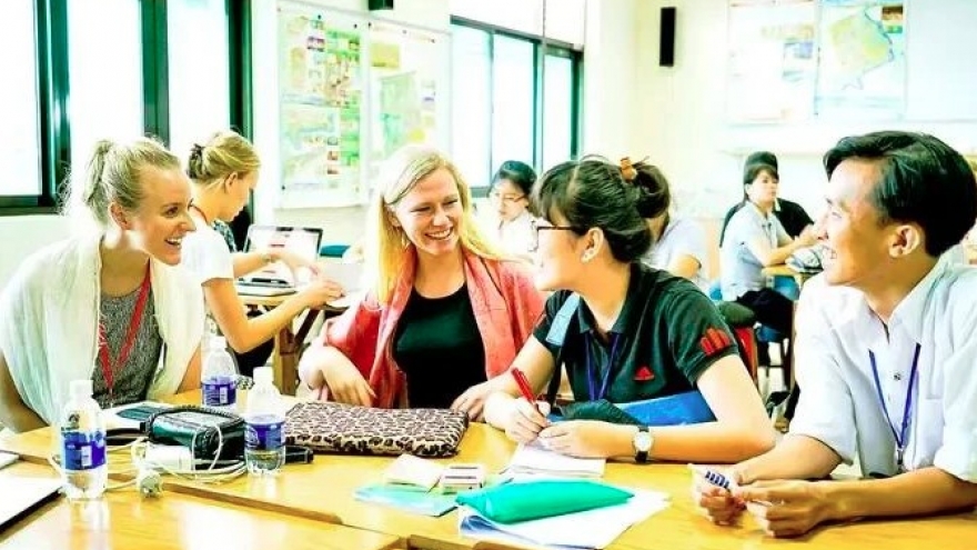Vietnamese universities strive to attract international students