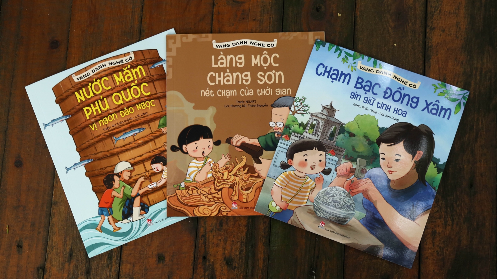 Kể chuyện nghề cổ bằng tranh lưu giữ nét đẹp truyền thống