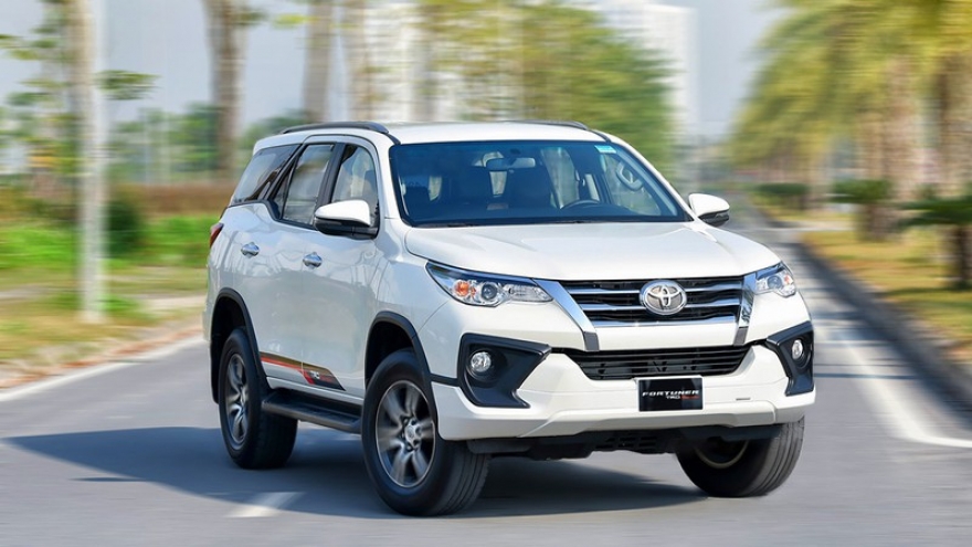 Toyota Fortuner sắp được nâng cấp, bổ sung phiên bản xăng mới giá rẻ