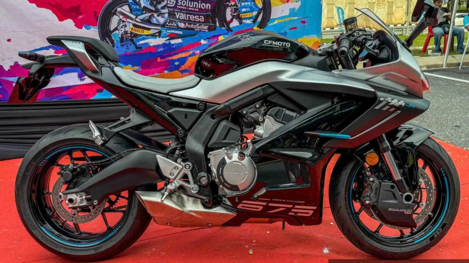 CFMoto 675 SR-R 2025 trình làng thị trường, chốt giá 219 triệu đồng