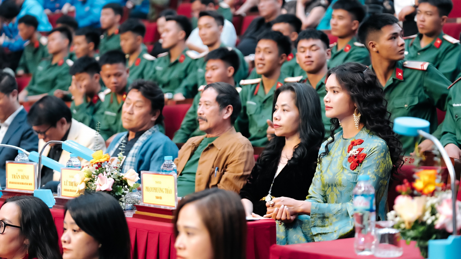NSND Phạm Phương Thảo ngồi “ghế nóng” Liên hoan Ca múa nhạc toàn quốc 2024