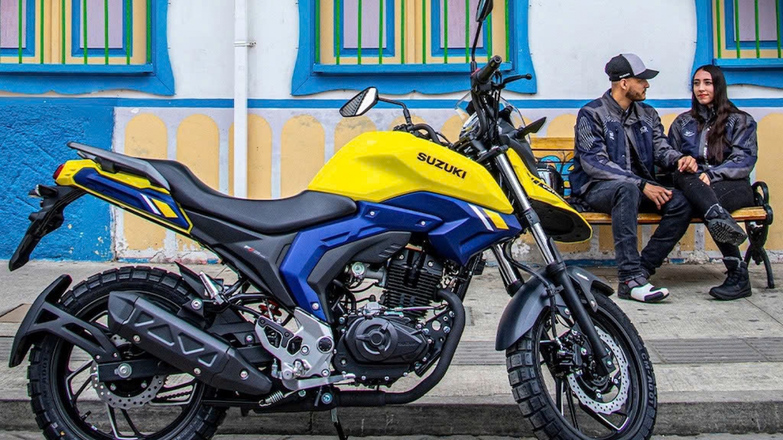 Suzuki V-Strom 160 2025 chính thức ra mắt, mẫu mô tô dành cho người mời chơi