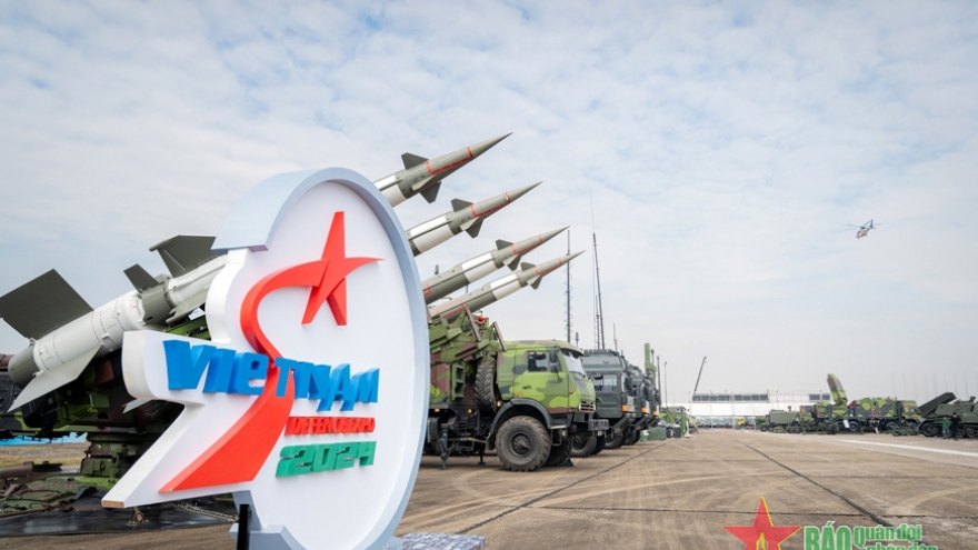 Modern weapons and military equipment of Vietnam at Defense Expo 2024