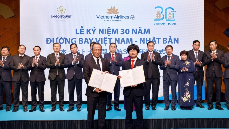 Vietnam Airlines kỷ niệm 30 năm đường bay Việt-Nhật với gần 100.000 chuyến bay