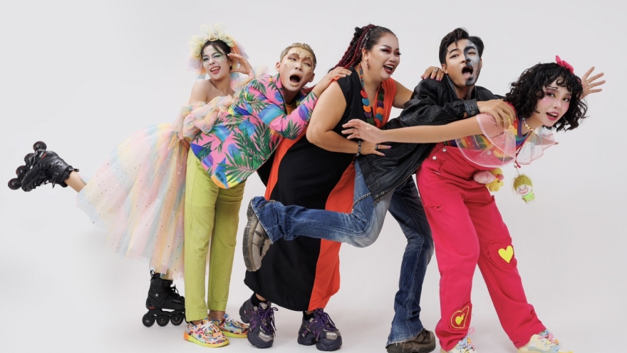 NSND Trần Lực dựng kịch chế giễu những tai tiếng ở showbiz