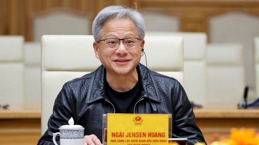 NVIDIA supports AI cooperation with Vietnam, says Jensen Huang