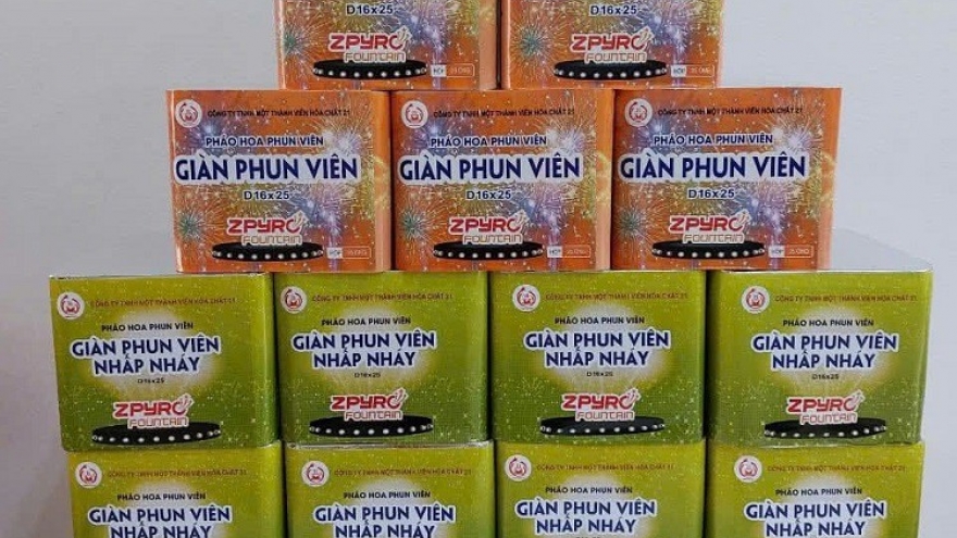 “Chiêu trò” lừa đảo khi bán pháo hoa giá rẻ trên chợ mạng