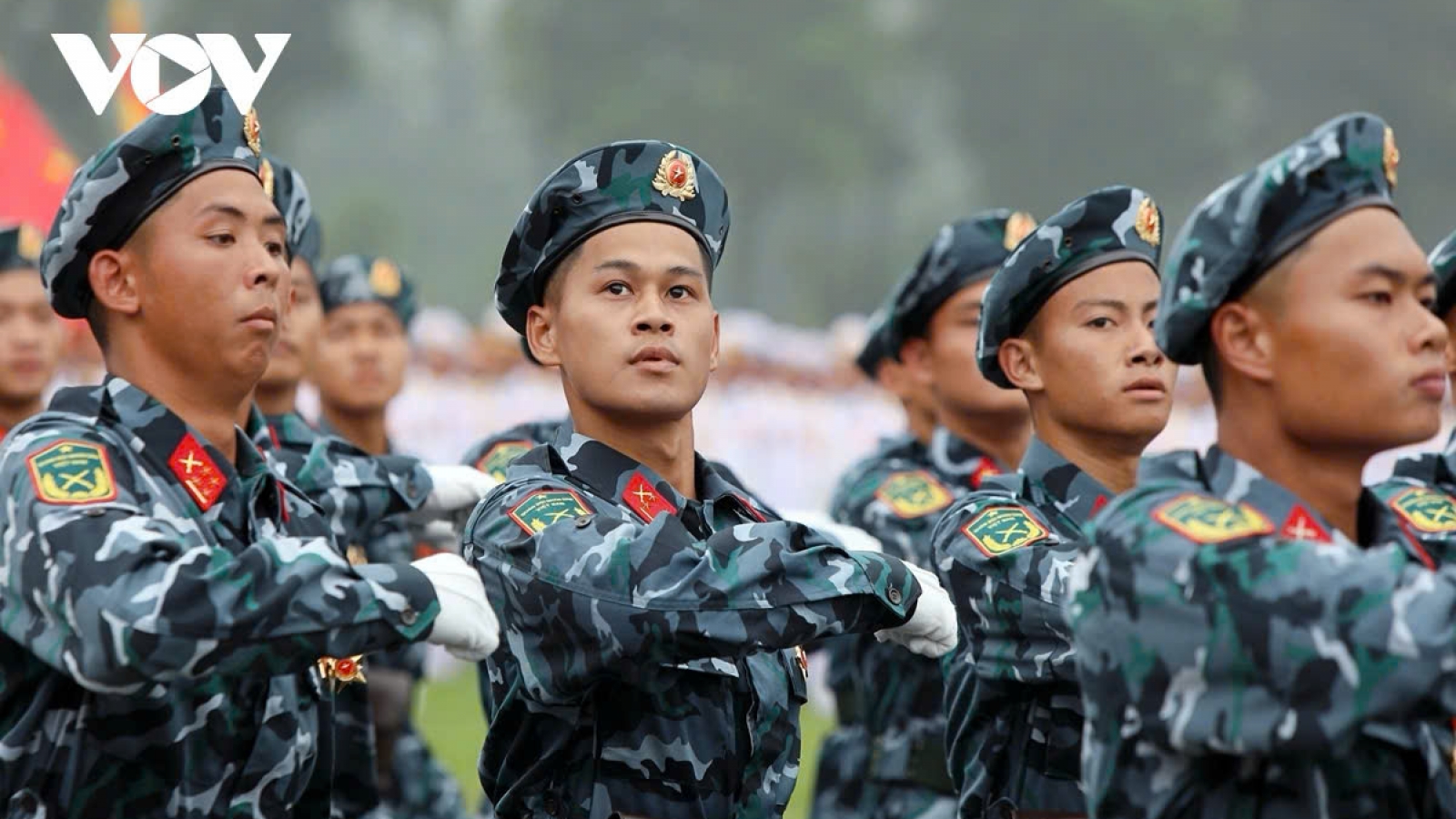 Quân đội tổ chức biên chế theo hướng tinh, gọn, mạnh, tiến lên hiện đại