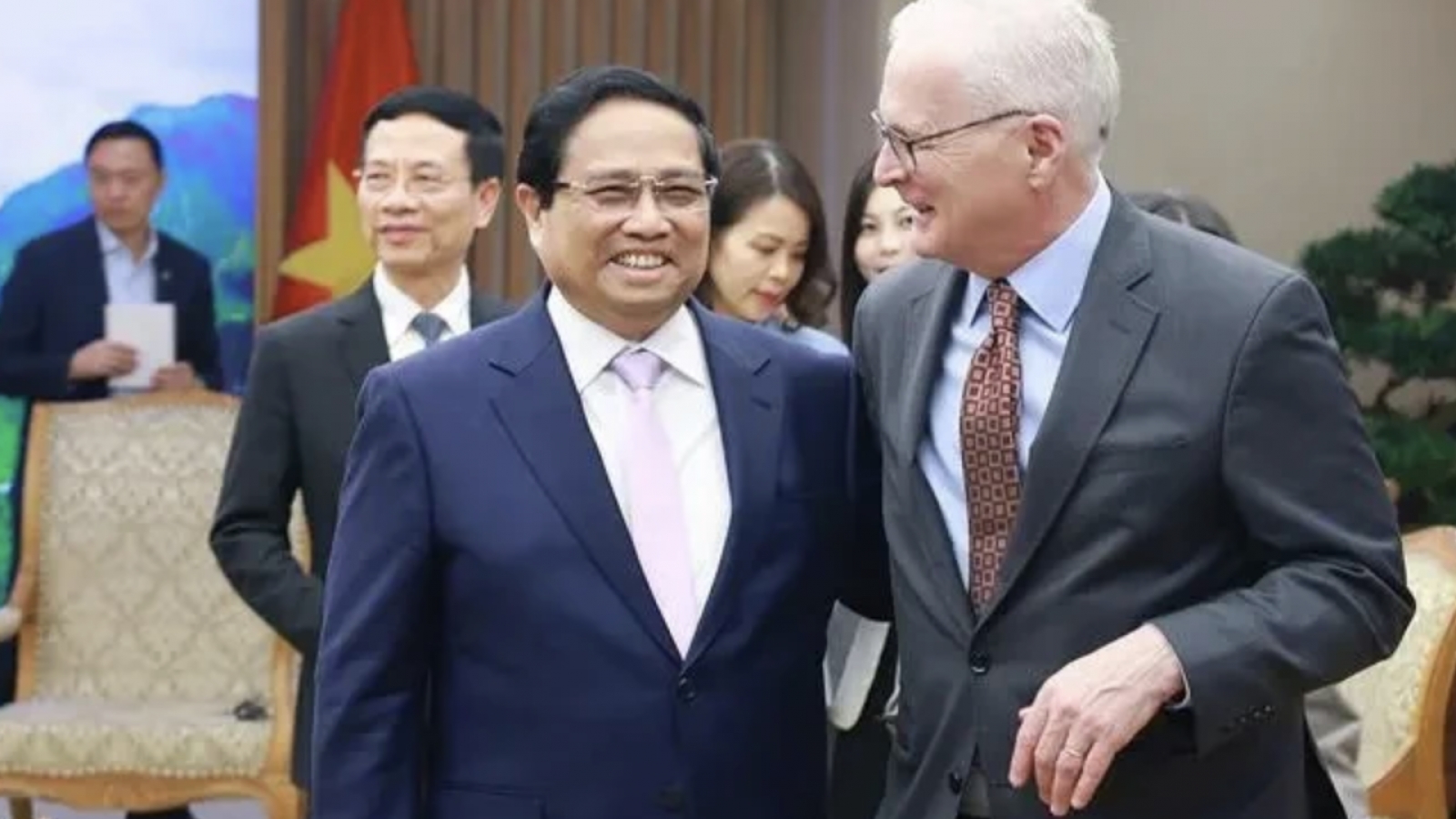 PM calls on US firms to invest in semiconductor, AI, cloud computing