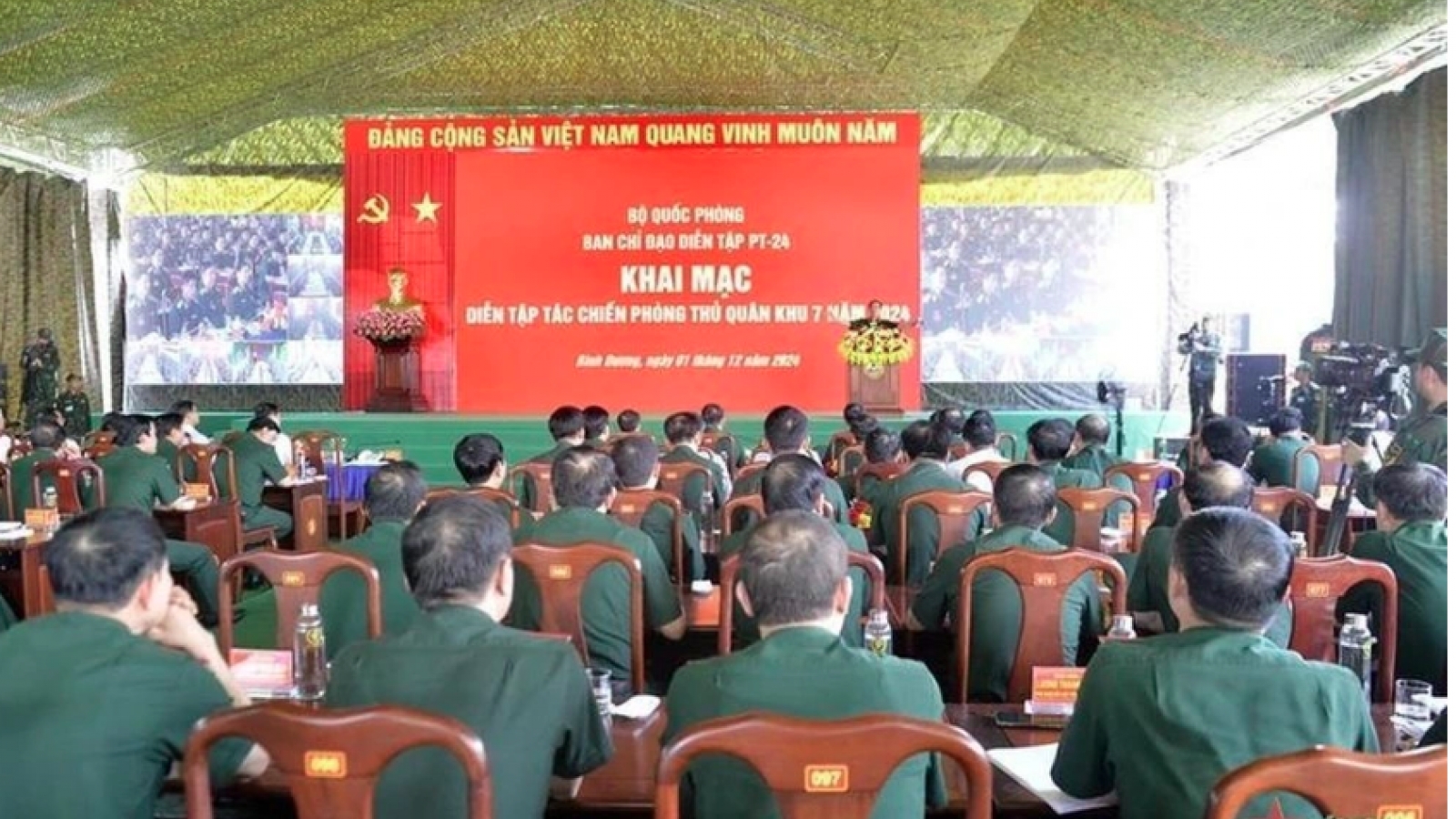 Đề nghị cấp bằng Tổ quốc ghi công cho 12 chiến sĩ trong vụ nổ tại Quân khu 7