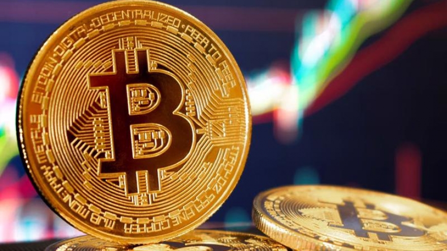 “Cơn sốt” Bitcoin chưa dừng lại, các nhà đầu tư chờ đợi quyết định của FED