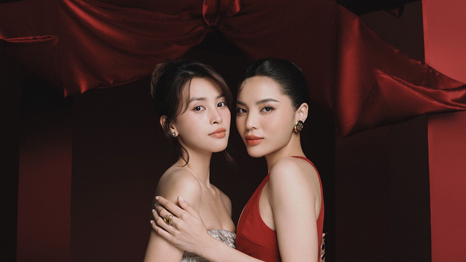 Hoa hậu Tiểu Vy đối đầu đàn chị Kỳ Duyên trong phim Tết của Trấn Thành