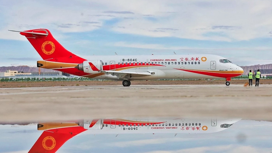 VietJet to wet lease Chinese aircraft on Hanoi/HCM City-Con Dao route