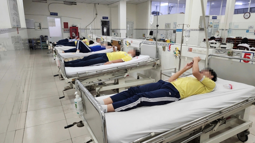 Food poisoning kills 21 people in 11 months