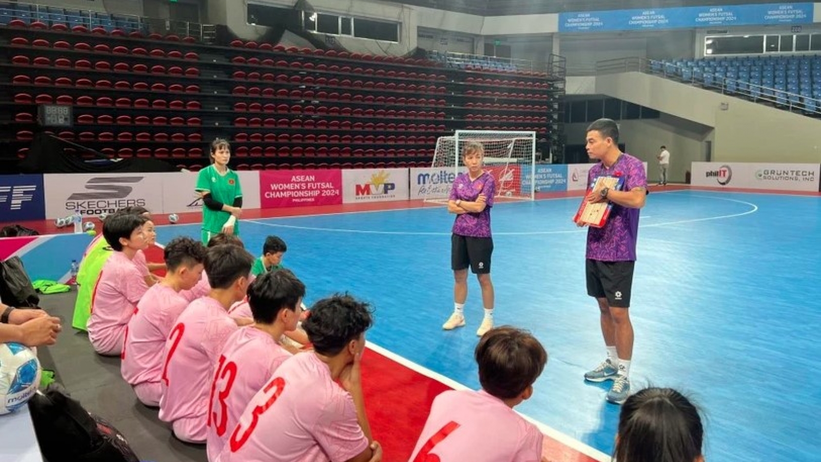 Vietnam women’s futsal team prepares for 2025 AFC championship qualifiers