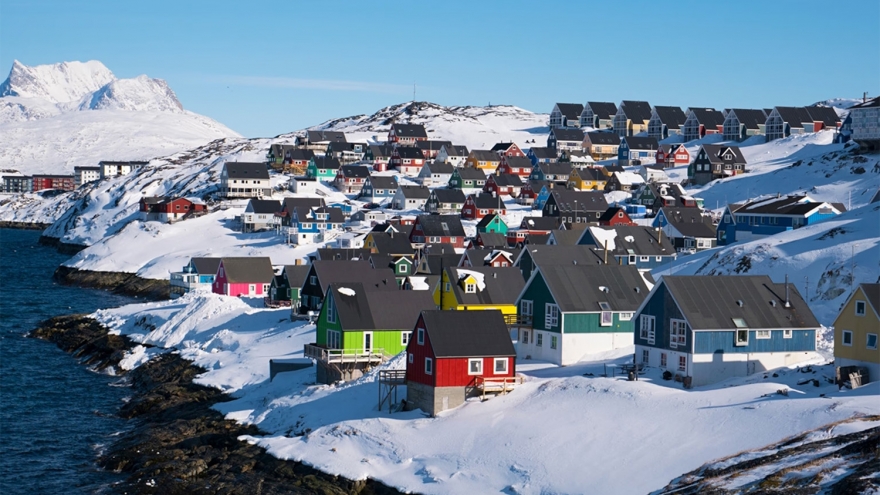 Lý do ông Trump muốn mua đảo Greenland và kiểm soát lại kênh đào Panama