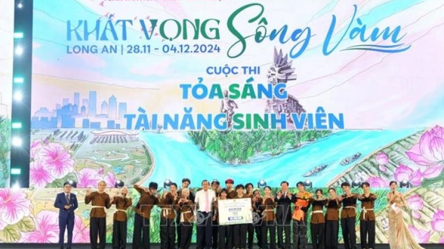 Vietnamese, Korean student cultural exchange  held in Long An