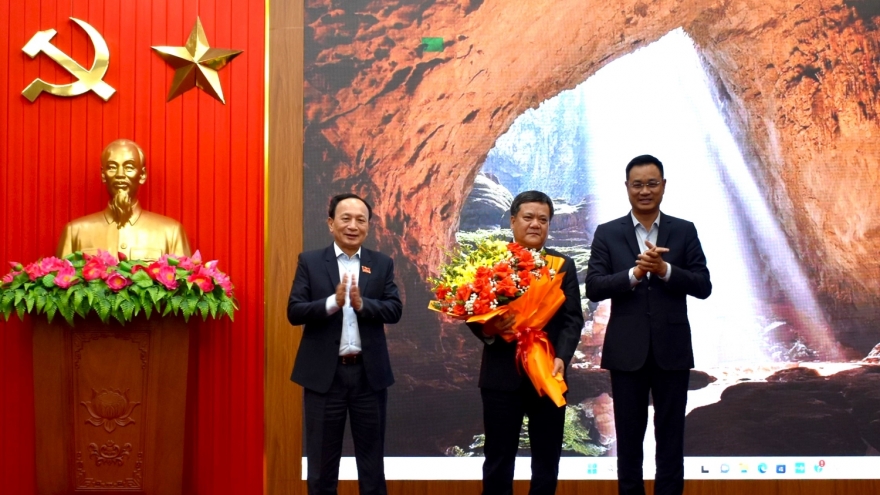 Quảng Bình bầu Phó Bí thư Tỉnh ủy, giới thiệu nhân sự Chủ tịch UBND tỉnh