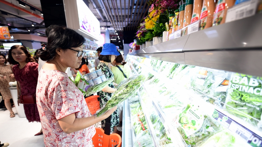 Saigon Co.op giữ bình ổn giá - tăng cường hàng hóa Tết Nguyên Đán 2025