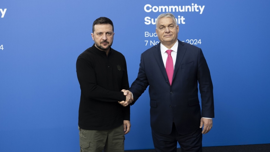 Thủ tướng Hungary sẵn sàng đàm phán với Tổng thống Ukraine tại Brussels