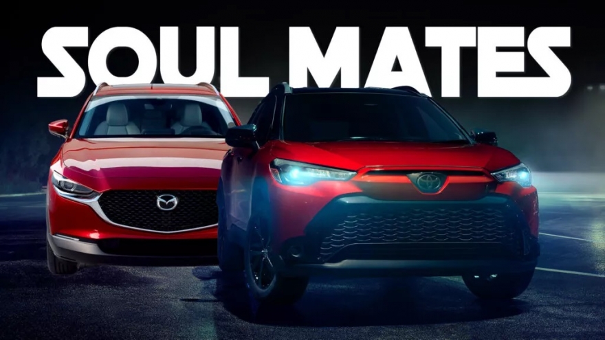 Toyota Corolla Cross 2025 sẽ có thêm tùy chọn màu đỏ đặc trưng của Mazda
